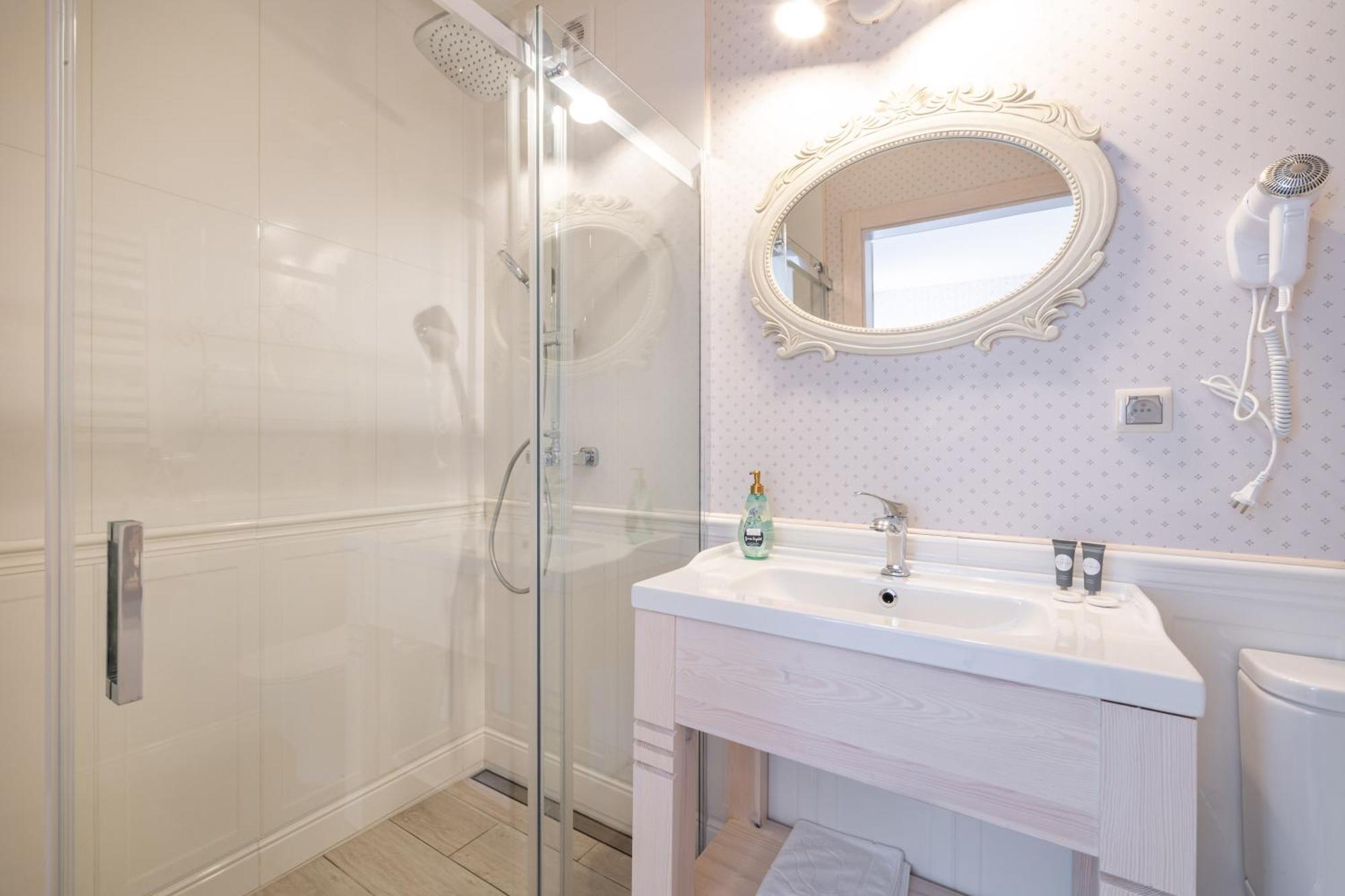 Villa Regent 티코친 외부 사진